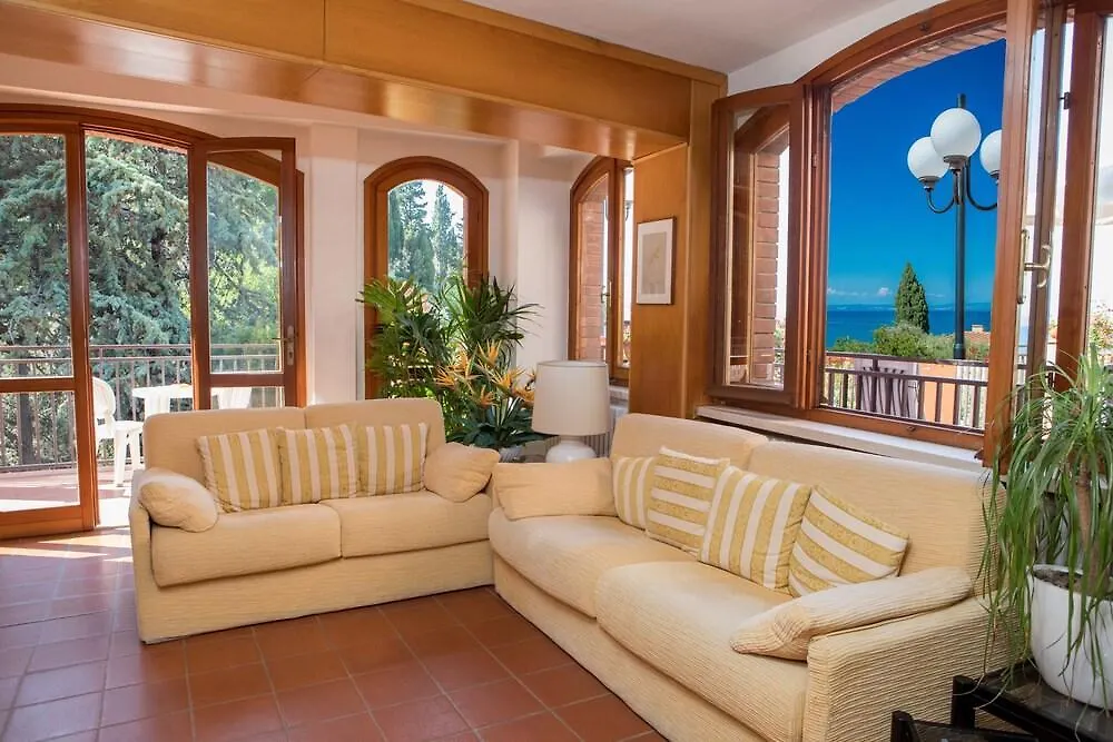 Albergo Belvedere Porto Santo Stefano  3*, Porto Santo Stefano (Grosseto) Italia